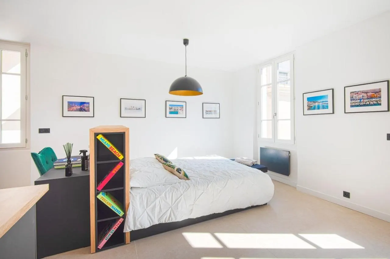 La Suite, Luxe, Place De Lenche, Vieux Port Marseille